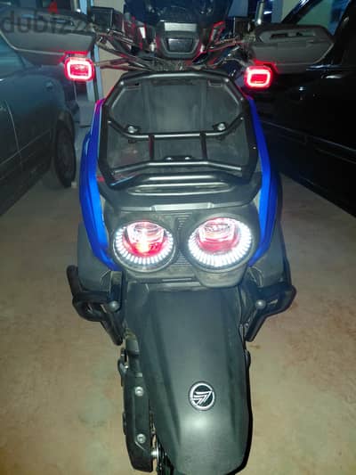 سكوتر كيواي جديد ٤٥٠ كم Keeway Kit 150cc