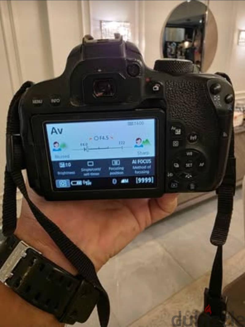 Canon EOS 800D 2