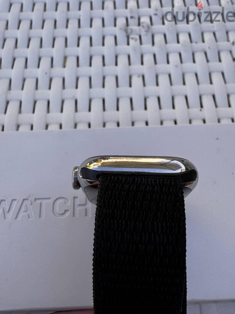 Appe Watch series 7 3