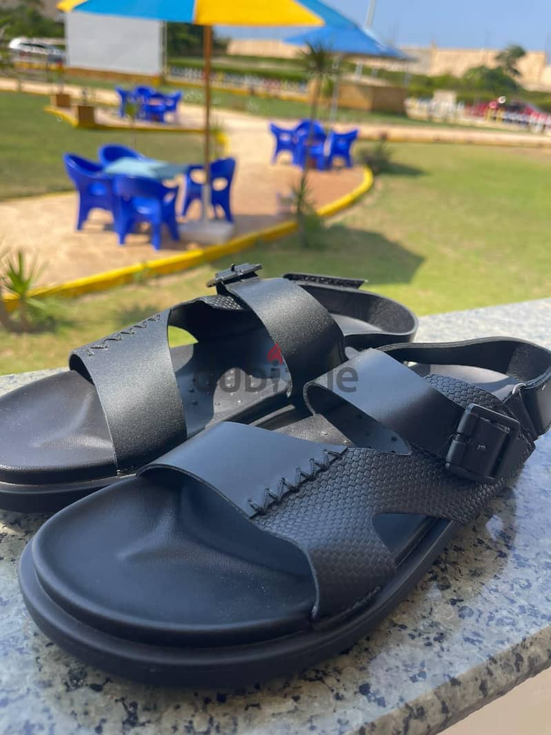 sandals 2