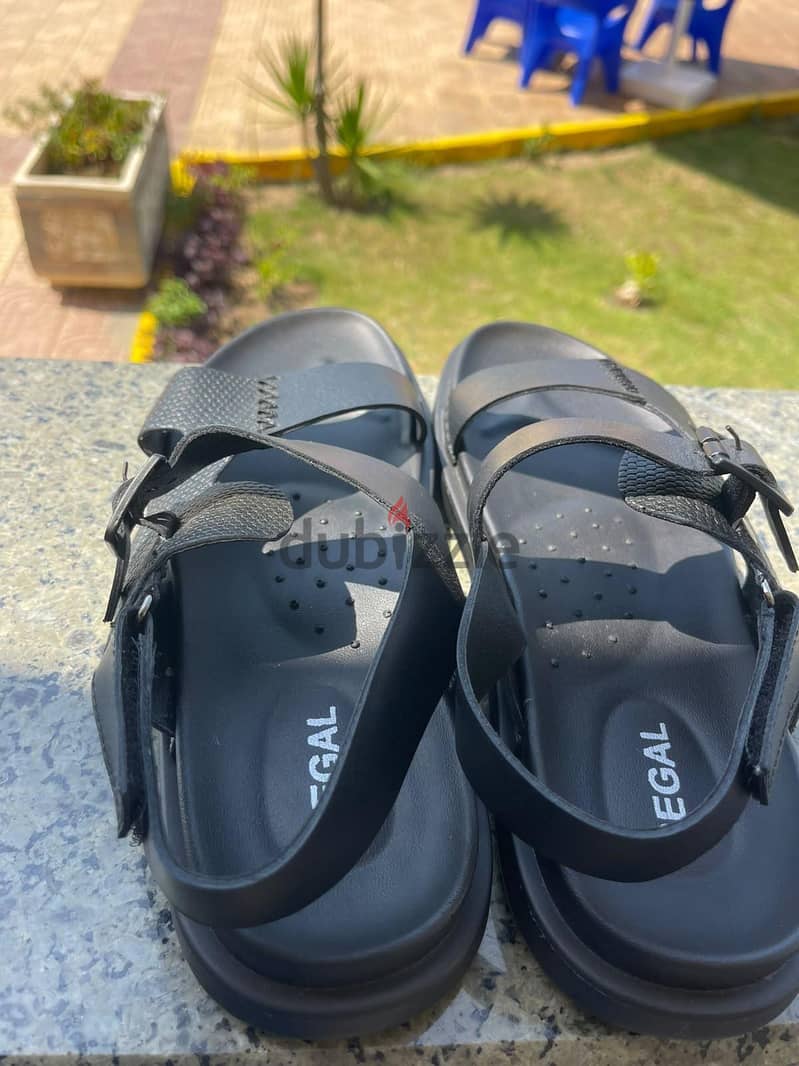sandals 3