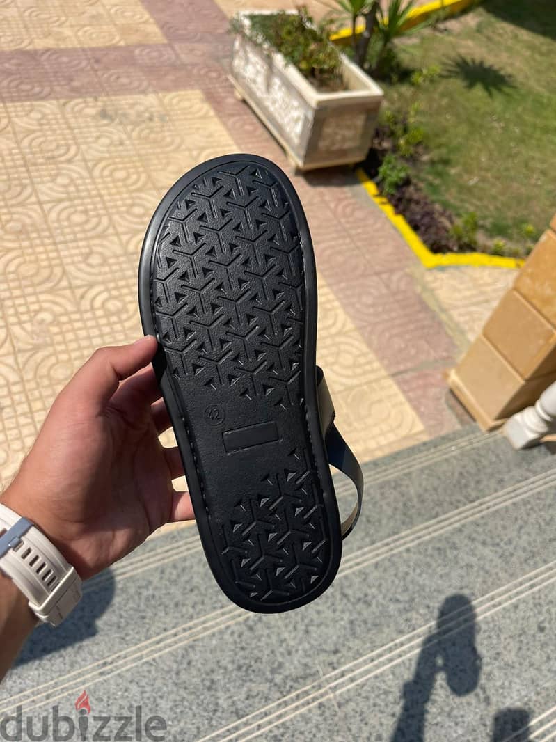 sandals 4