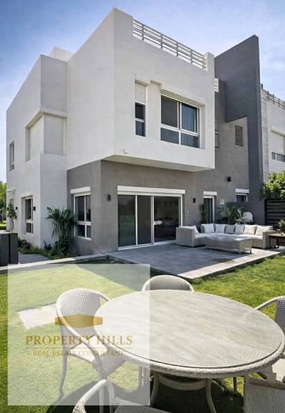 Last villa from Hyde Park offering (1,349,000) landscape view, very upscale combined community in the settlement of villas only with installment options