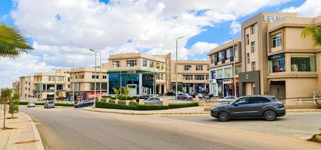 Office or clinic for sale 40m Ready to move in Karma 4 Mall at Sheikh Zayed next to the National Bank of Egypt and QNB at an attractive price