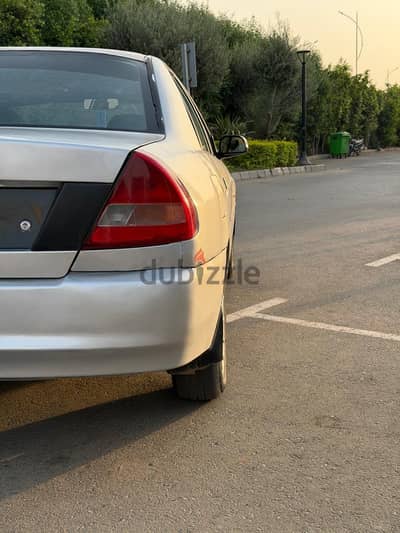 ميتسوبيشي لانسر 1998