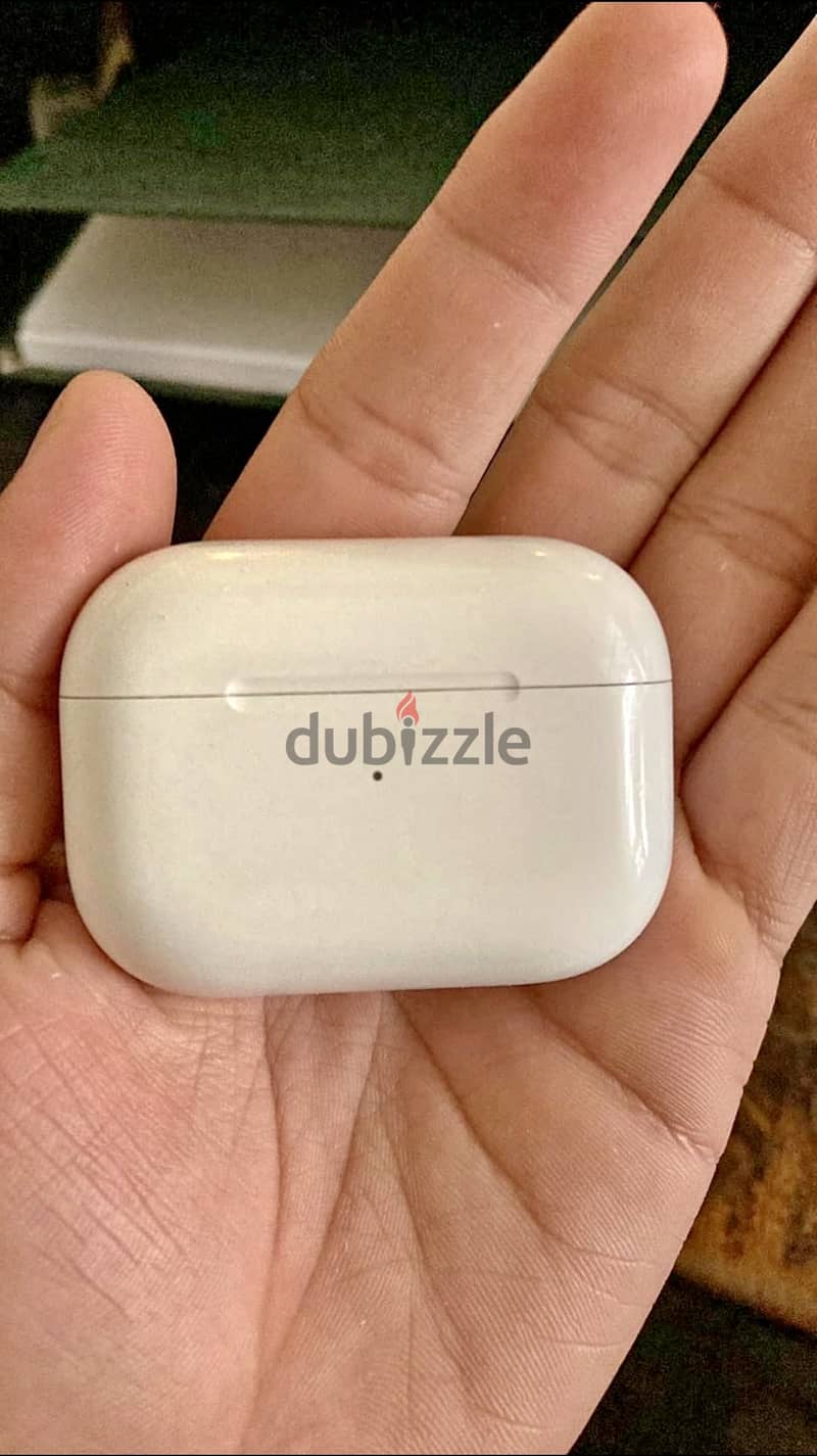 Apple AirPods pro 2 type-c 2