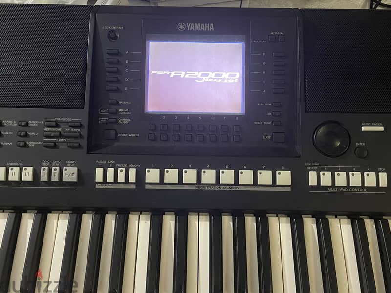 Yamaha PSR-A2000 Oriental Keyboard 1