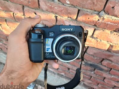 كاميرا sony dsc-v3 كويسة خالص