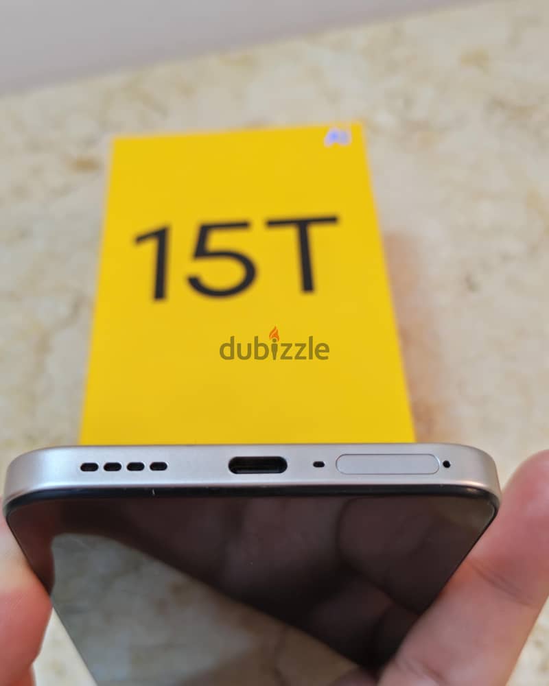 Realme 15T 1