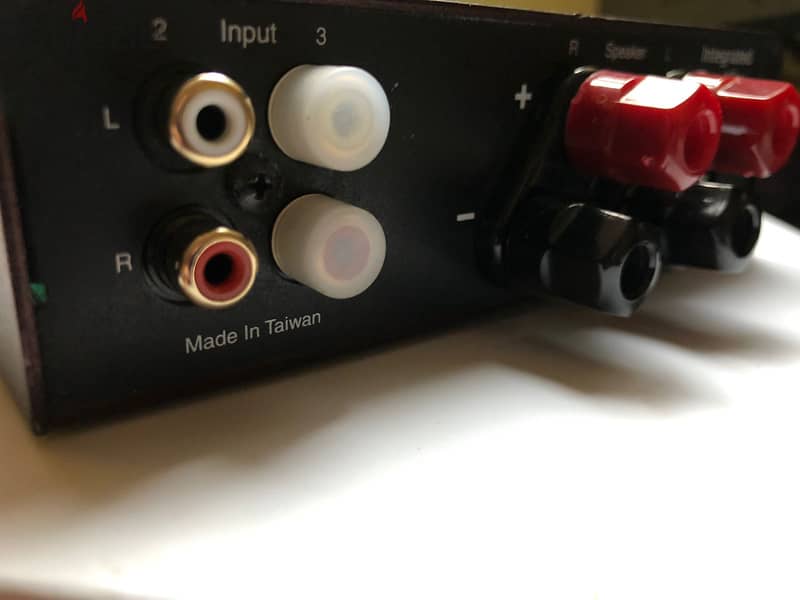 clever little box Stereo Amplifier 8