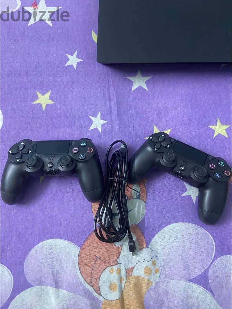 Ps4 pro 5