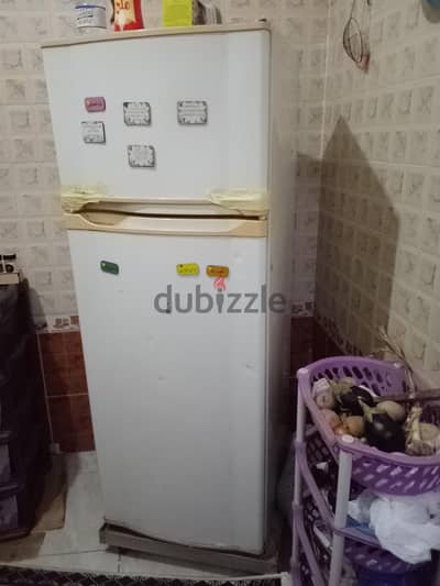 تلاجة كريازي للبيع