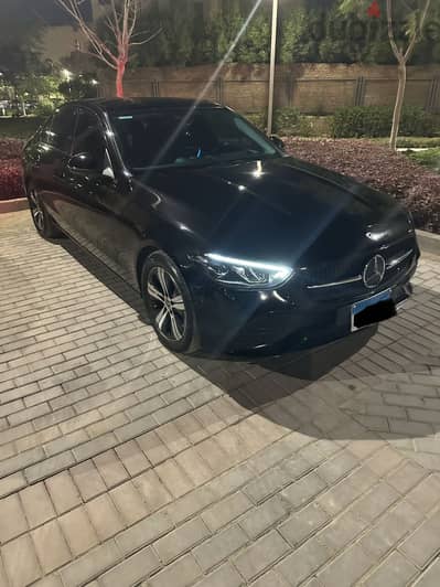 Mercedes-Benz C180 2022 / مرسيدس-بنز C180 موديل 2022