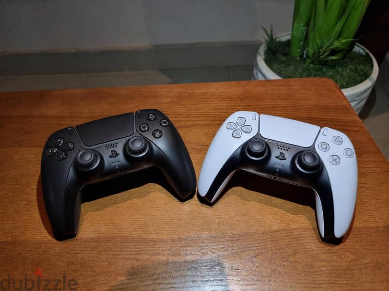 Ps5 Slim Digital 1Tb + 2 Controllers 3