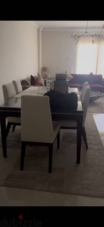 ترابيزة سفرة  ٦ كراسي و بوفيه