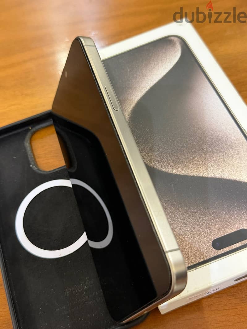 Apple - iPhone 15 Pro Max 1
