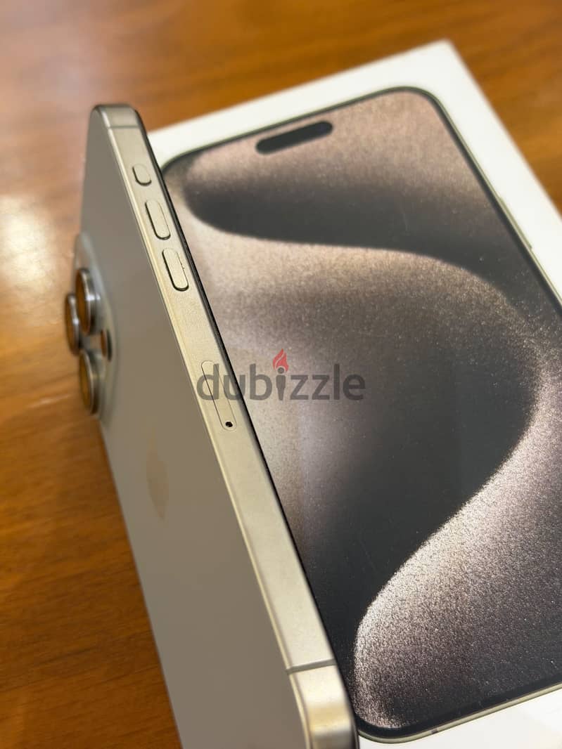 Apple - iPhone 15 Pro Max 4