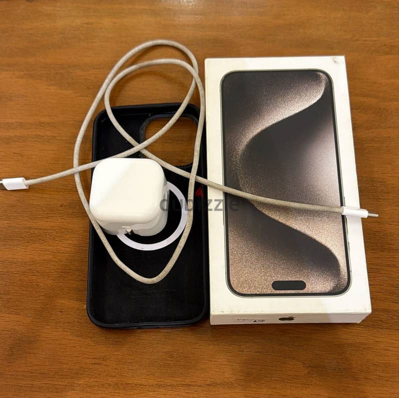 Apple - iPhone 15 Pro Max 7