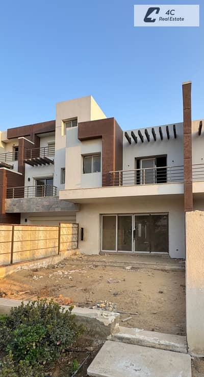 VILLA  Middle with Spacious Layout & Private Garden- IN HYDE PARK NEW CAIRO - READY TO VIEW