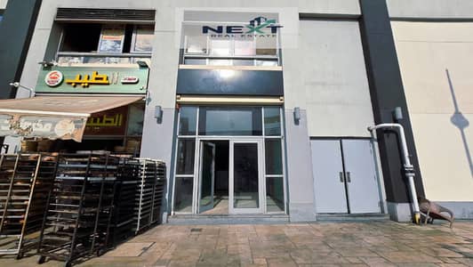 Shop for rent in Madinaty, in the Craft Zone, in an excellent location. The area is 94 square meters (47 square meters upstairs, 47 square meters down