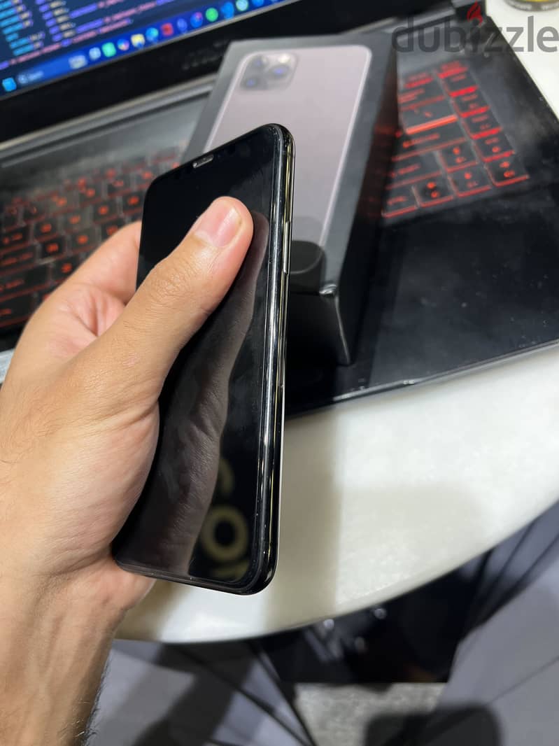 Apple - iPhone 11 Pro 3