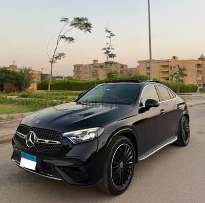 مرسيدس بنز جى إل سى 300 2025