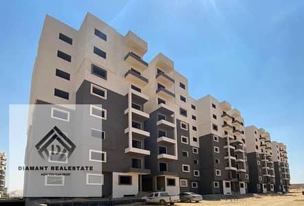 Apartment FOR SALE 3Bed Corner Ready to move with view on club next to BUE Over 10 years, in fully built compound