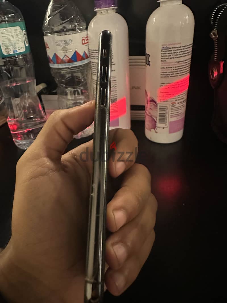 Apple - iPhone X 1