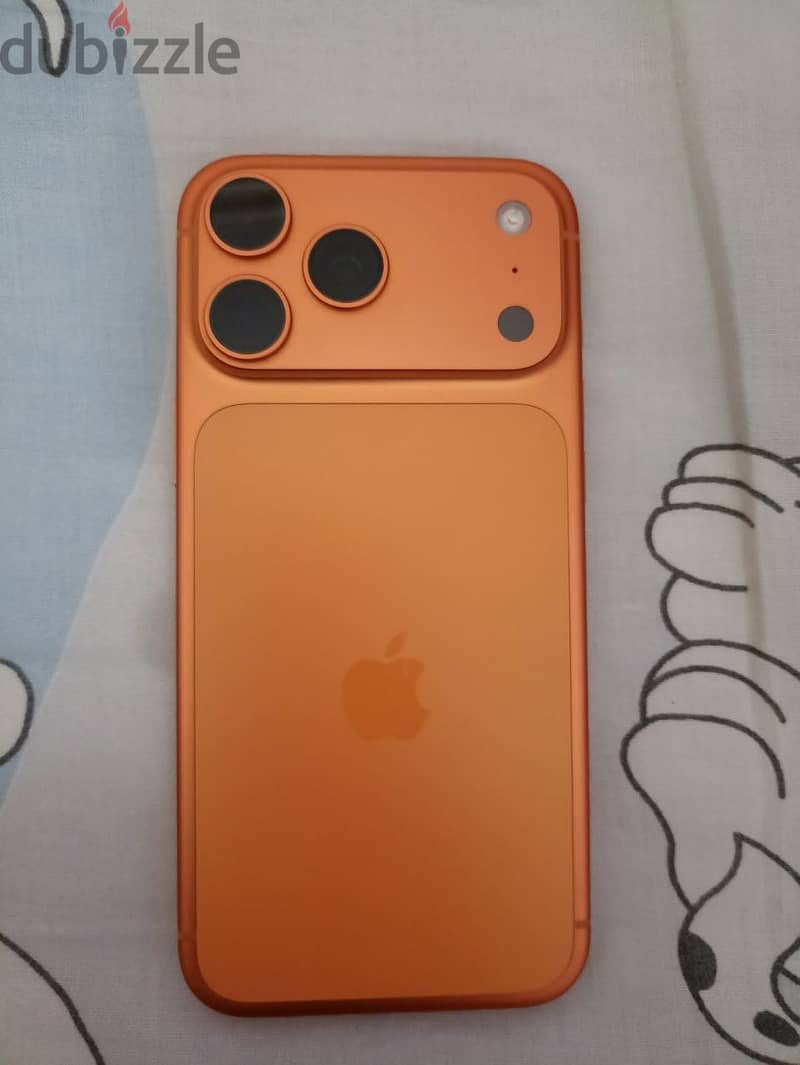 Apple - iPhone 17 Pro Max 4