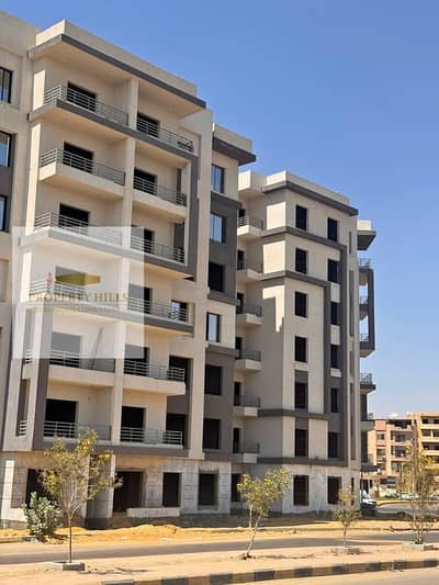 At the lowest price in the market, an apartment for sale, immediate delivery, furnished in Al-Shorouk City near the British University