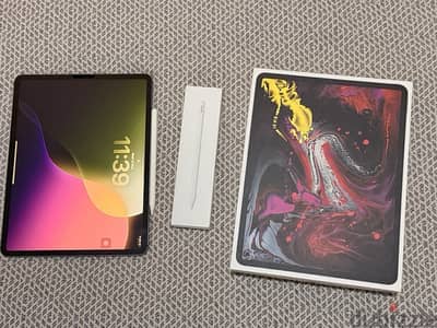 Apple iPad Pro 12.9-inch (3rd Generation) – 256GB – Wi-Fi + Cellular +