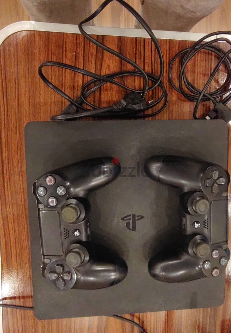 PS4 Slim 500GB 5