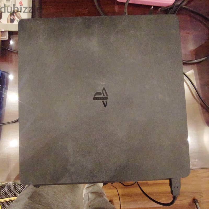 PS4 Slim 500GB 8