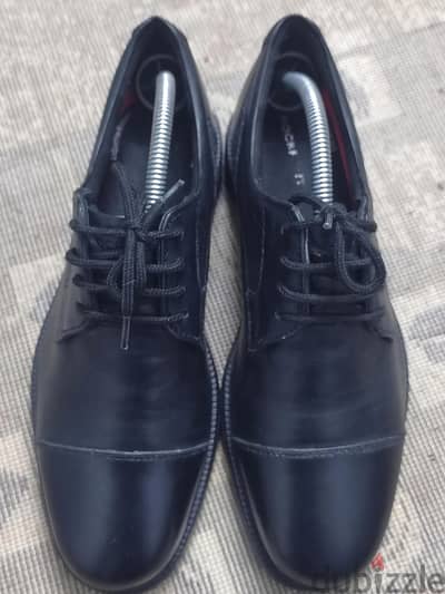 Rockport shoes