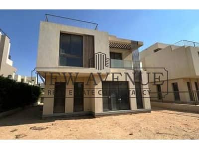 Ready to move  Standalone Villa for sale in parcel 7 Sodic East New Cairo  Prime location - Bahary - Semi finished