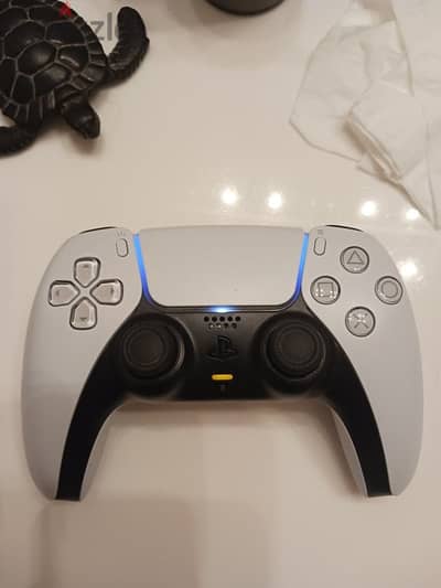 PS5 CONTROLLER