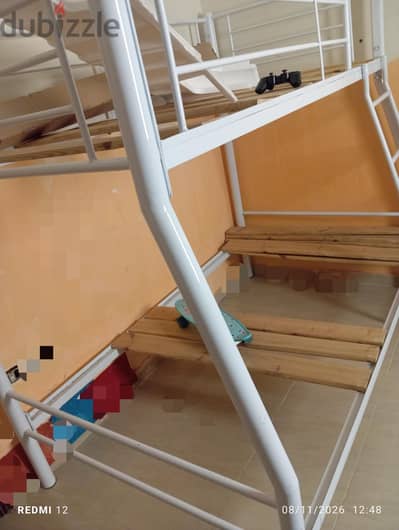 bunk bed