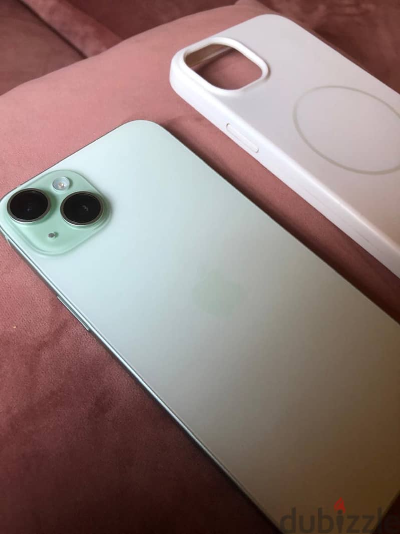 iPhone 15 plus 9