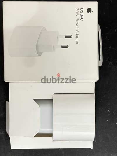 Apple USB-C 20W Power Adapter أصلي + العلبه