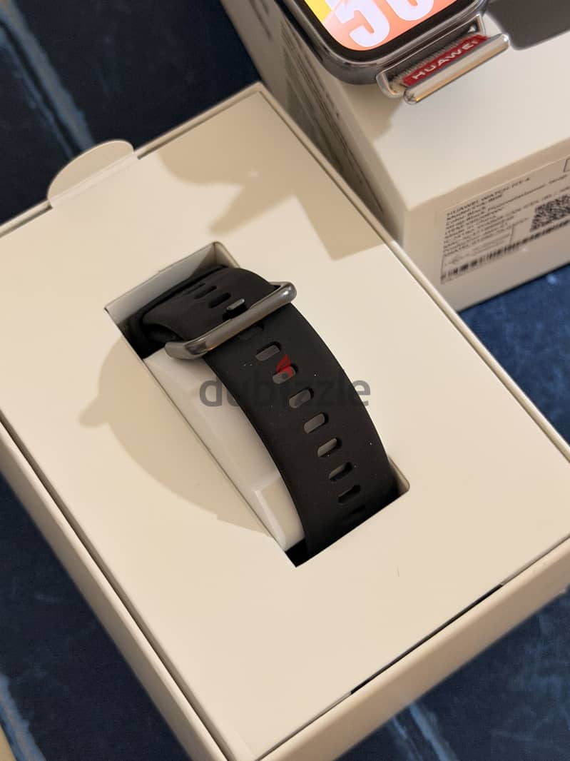 HUAWEI WATCH FIT 4 – Grey – Full Box + 2 Straps 2