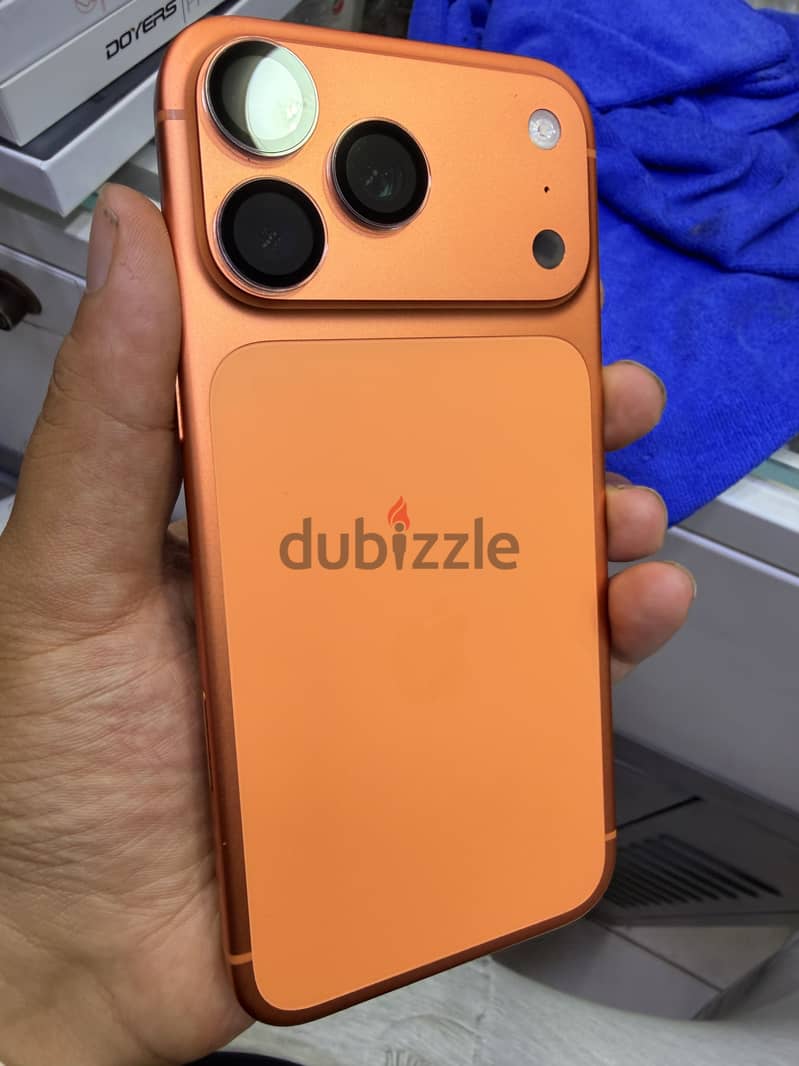 Apple - iPhone 17 Pro Max 1