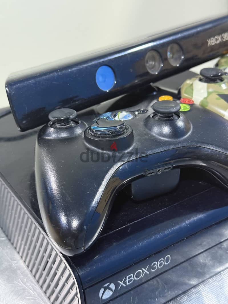 Xbox 360 super slim 8