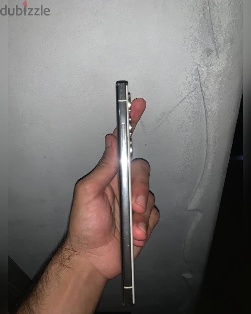 Samsung S23 Ultra 2