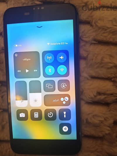 آبل - آيفون 8 بلس