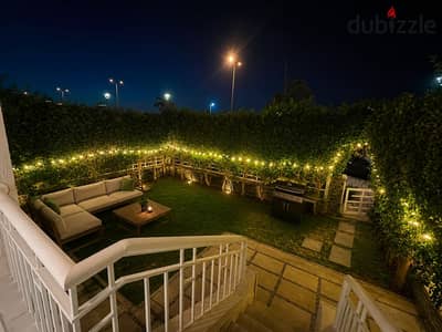 حياة الفيلات بسعر الشقه  B10 اكبر ارضي بحديقه في السوق  تشطيب فندقي بالكامل  للبيع شقه ارضي بحديقه اكبر من الفيلا 4 غرف