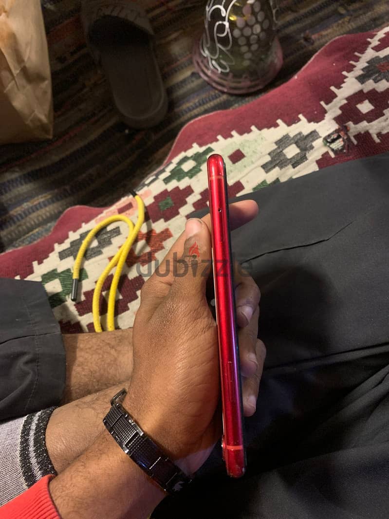 Apple - iPhone XR 2