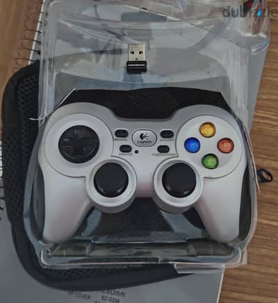 logetic F710 wireless controller - plug and play