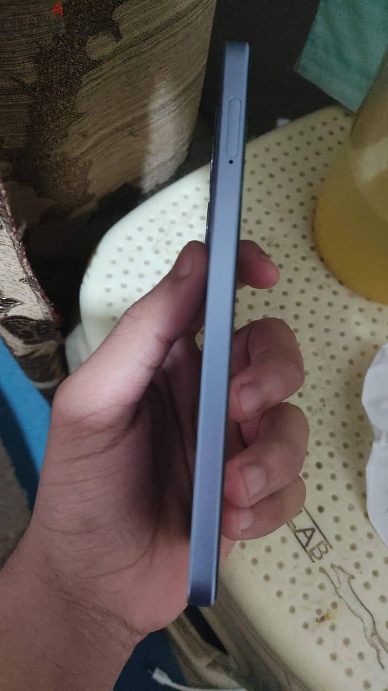 OPPO Reno11 F 3