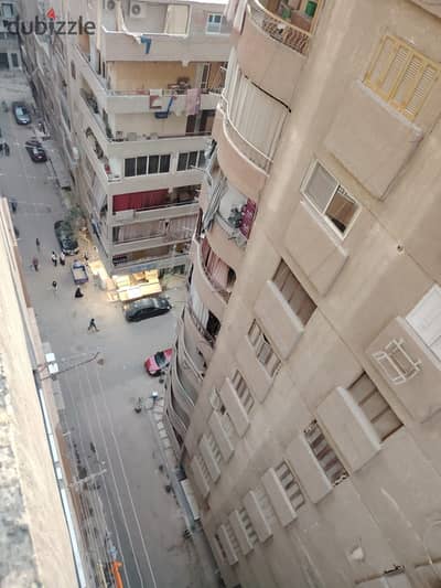  شقة للبيع في جسر السويس شارع عمر بن الخطاب 135 م
