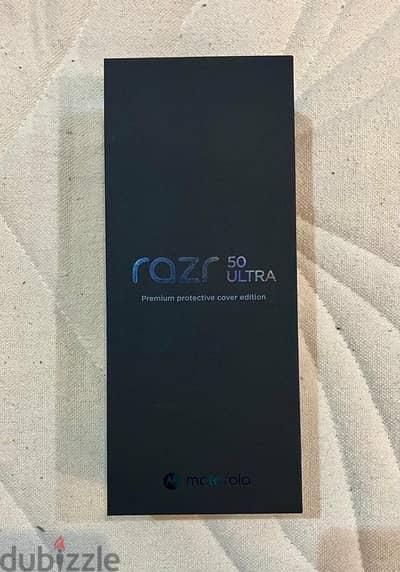 Motorola Razr 50 ultra 512 /12 New sealed custom paid Green